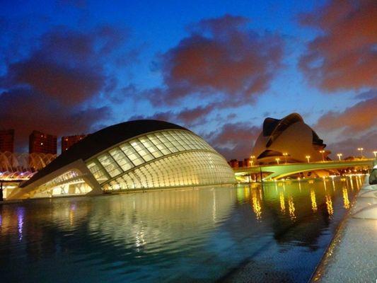 Cómo Aprovechar al Máximo tu Visita a la Ciudad de las Artes y las Ciencias