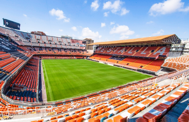 El Estadio de Mestalla: Pasión por el Fútbol